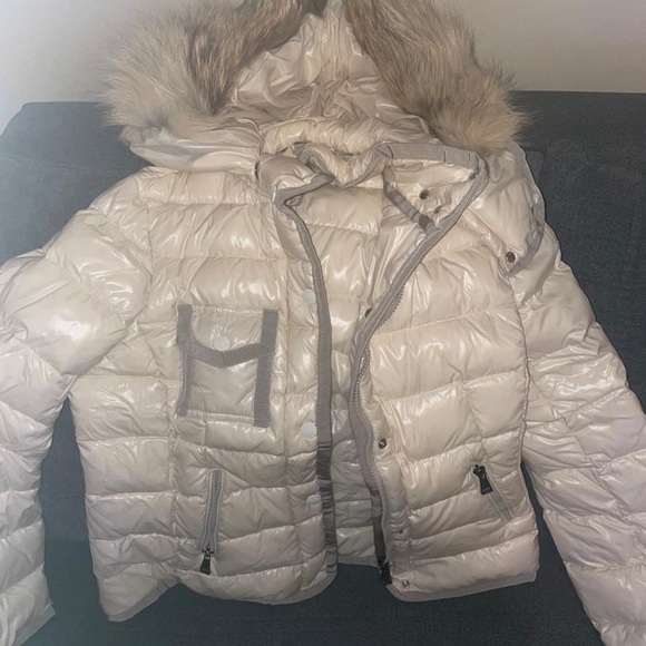 Moncler Jackets & Blazers - COPY - Moncler Armoise short down jacket